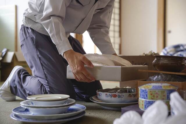 工場併用住宅や狭小地でも、専門業者の買取なら現状のまま手放せる